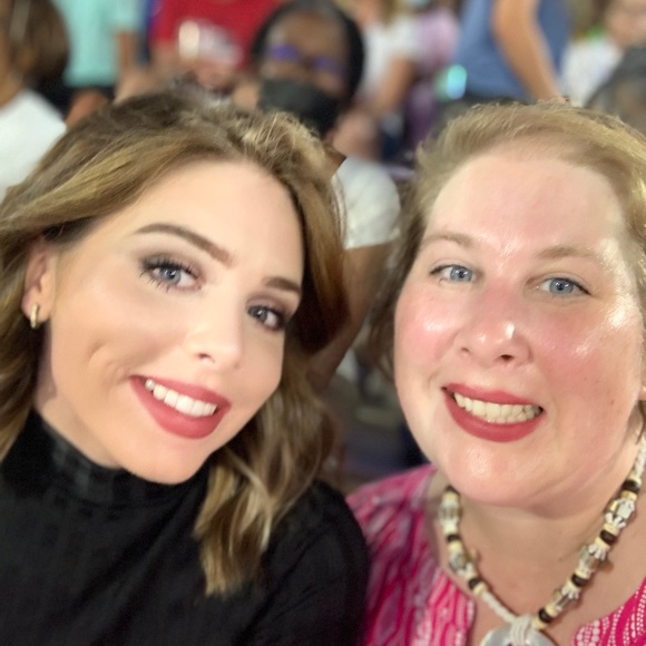 Meet your Posher, Rachel - Picture 9 of 9